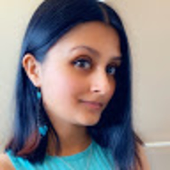 Meet your Posher, Josette - Picture 1 of 1